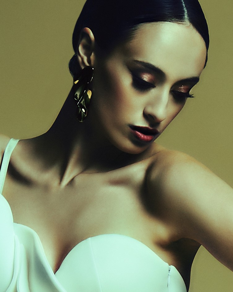 Bag beauty. Retoucher