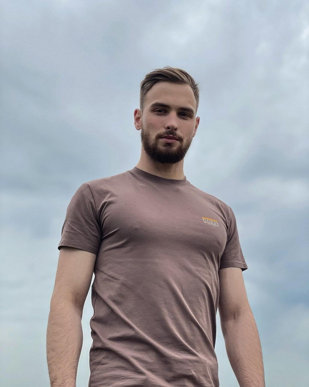 Кирилл, 185 см, 48-50 р-р. KED Production — продакшн из СПб. Создаём фото, видео и контент, который помогает брендам и селлерам продавать больше