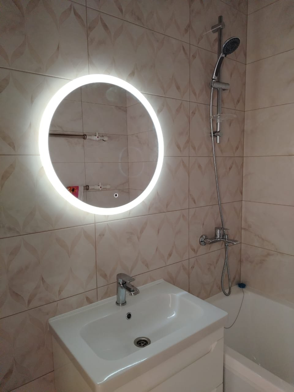 Ванная комната (ул. Тэцевская д. 4а). Ремонт санузла, туалета, ванной под ключ в Казани. Укладка плитки