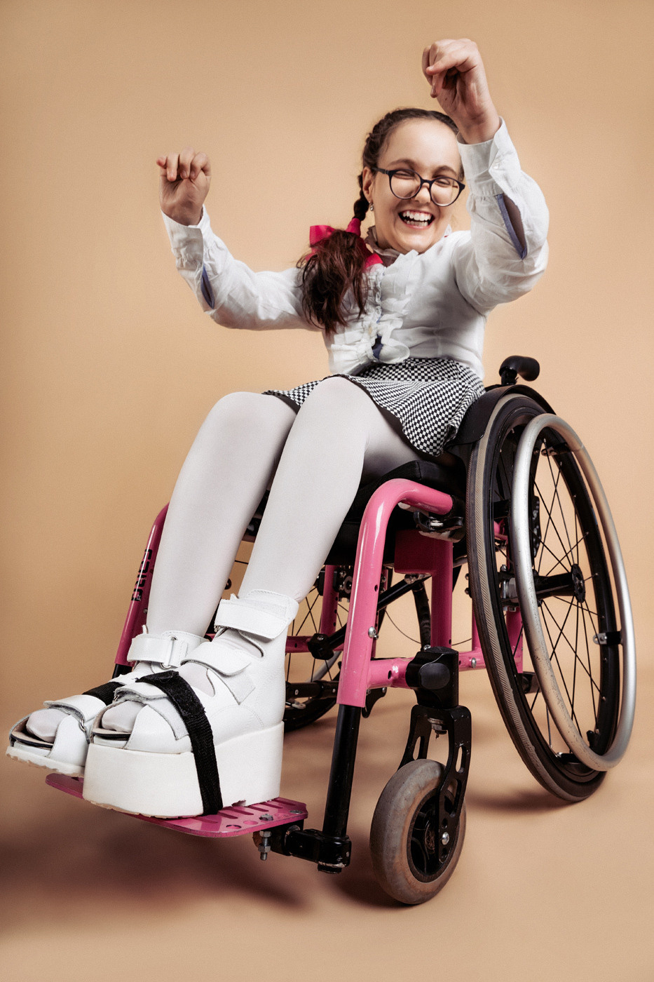 Просто дети в школе. Andrei Bortnikau photographer in Tbilisi, Georgia