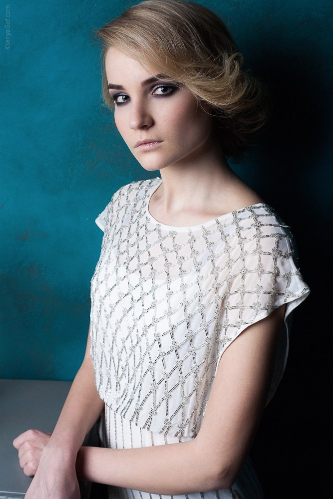 Студийный портрет. Психолог с фотоаппаратом Зимина Оксана