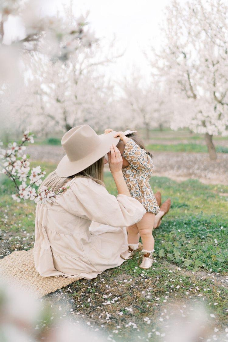 Как подобрать образы на съемку в цветении. Семейный фотограф в Екатеринбурге и Красноуфимске Евгения Лягаева