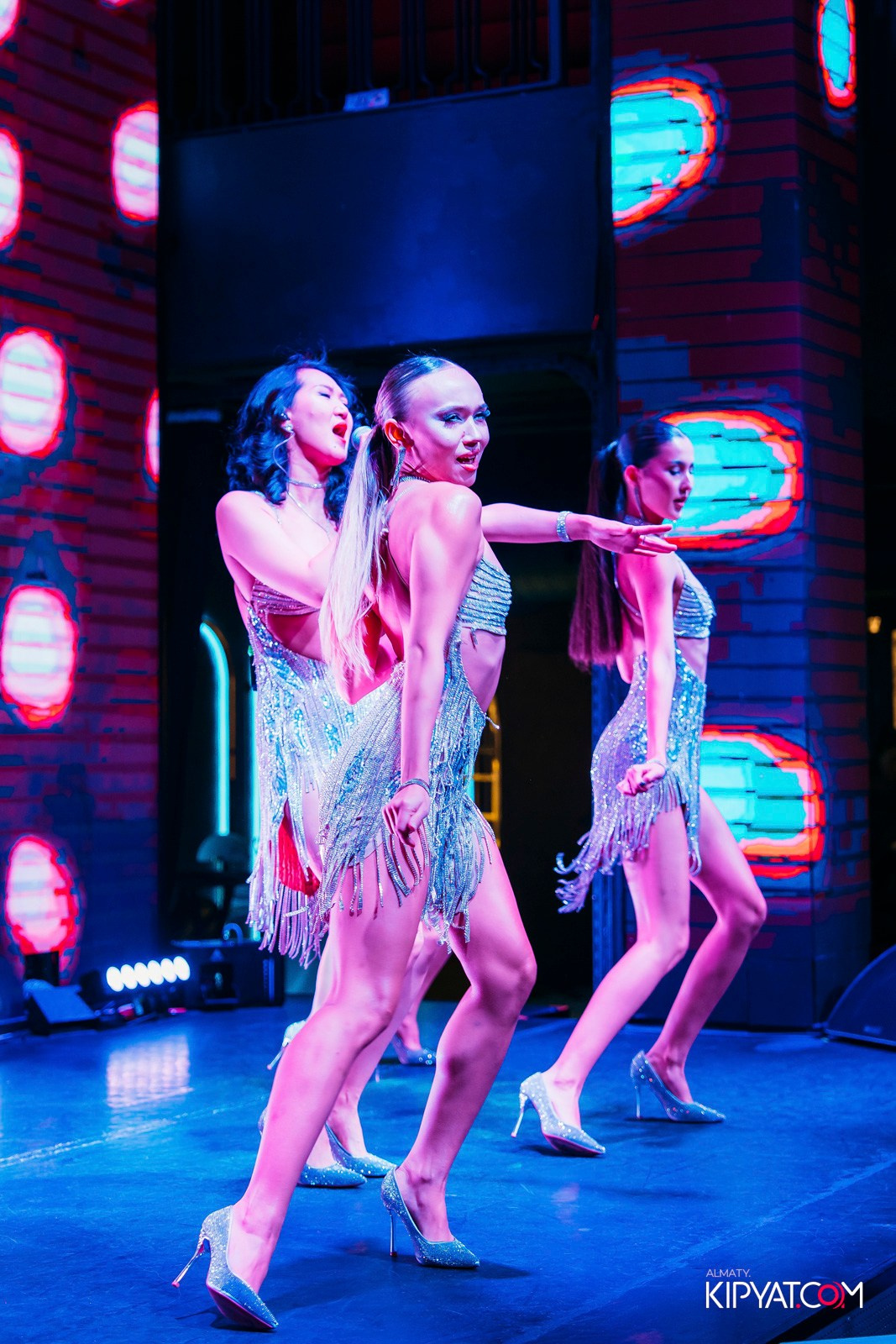 QUEEN. КИПЯТКОМ АЛМАТЫ!