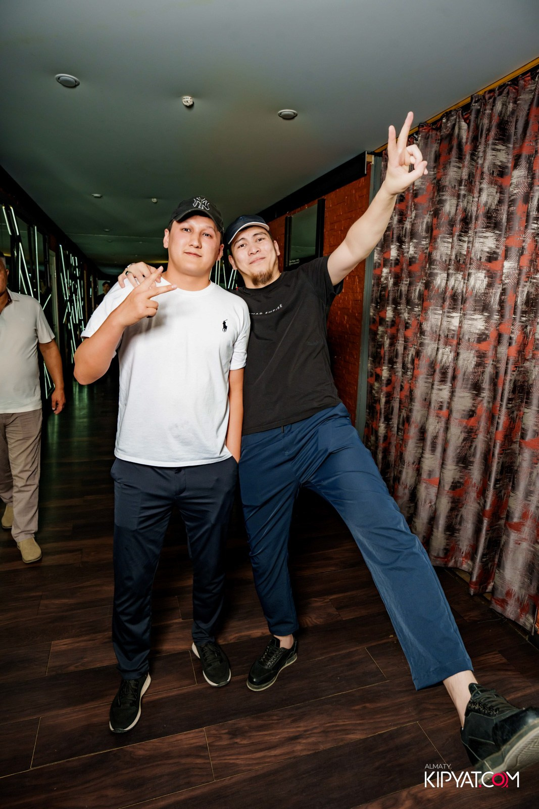 УХО И МЕДВЕДЬ НА САИНА. КИПЯТКОМ АЛМАТЫ!