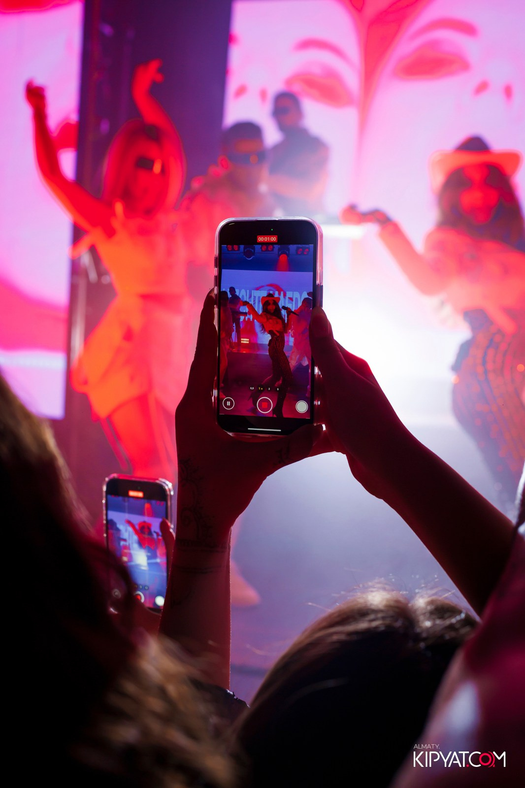 НОЧНОЙ КЛУБ ICON. КИПЯТКОМ АЛМАТЫ!