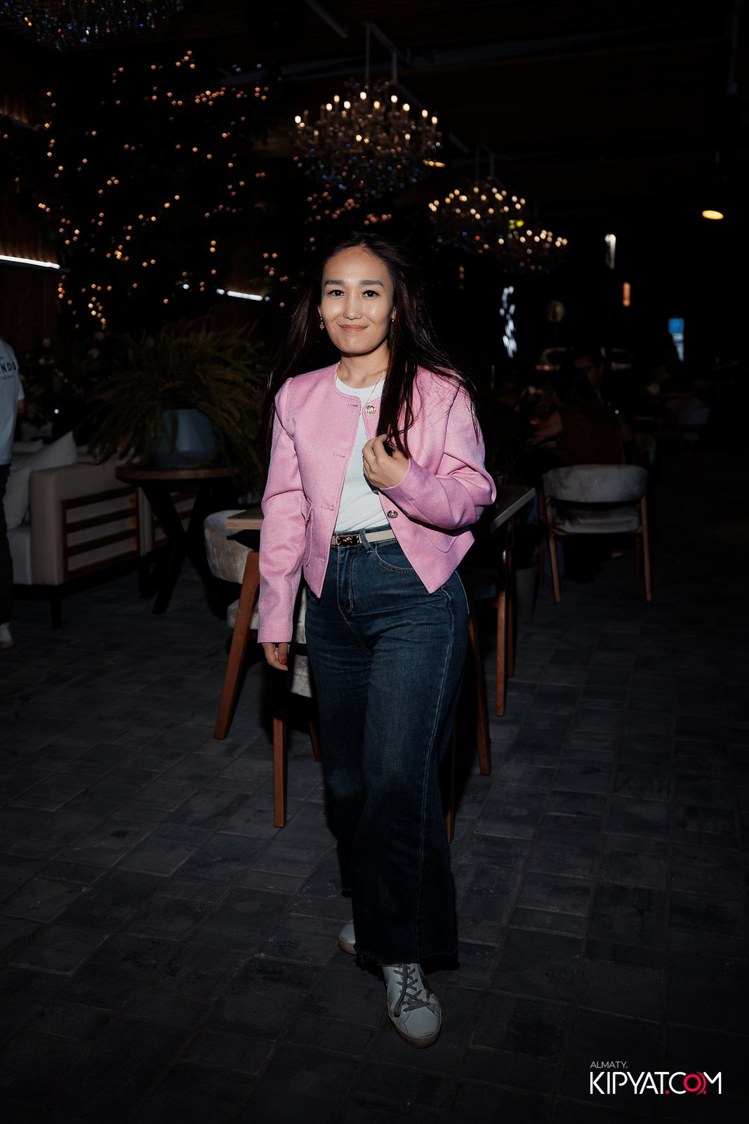 FRIENDS BAR & TERRACE. КИПЯТКОМ АЛМАТЫ!