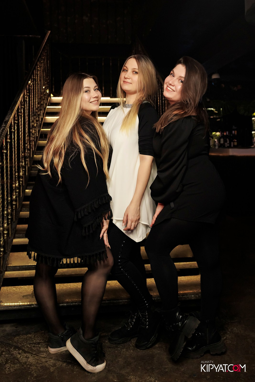 МУЗЫКАЛЬНОЕ ЛОТО В HIT RETRO. КИПЯТКОМ АЛМАТЫ! Фотосъемка мероприятий в Алматы