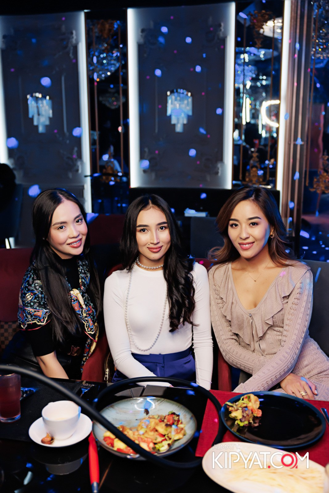 ЗАЯ, НА БИС. КИПЯТКОМ АЛМАТЫ!