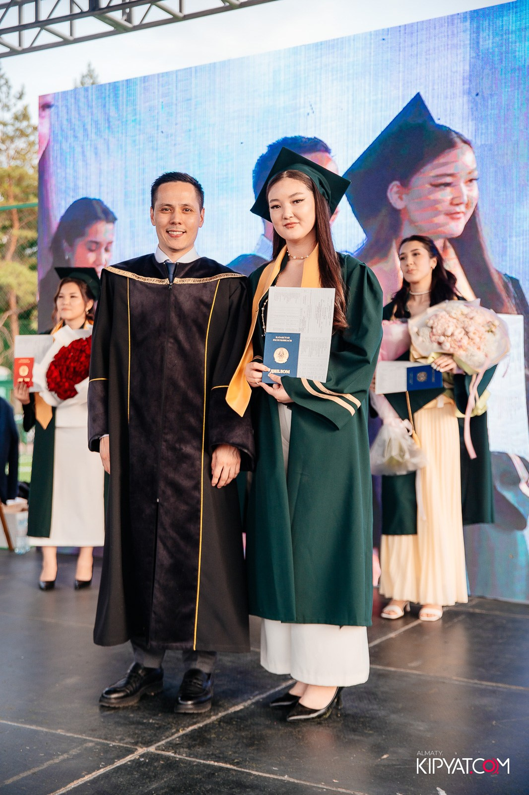 ВРУЧЕНИЕ ДИПЛОМОВ — НАРХОЗ КОЛЛЕДЖ. Part 3. КИПЯТКОМ АЛМАТЫ!