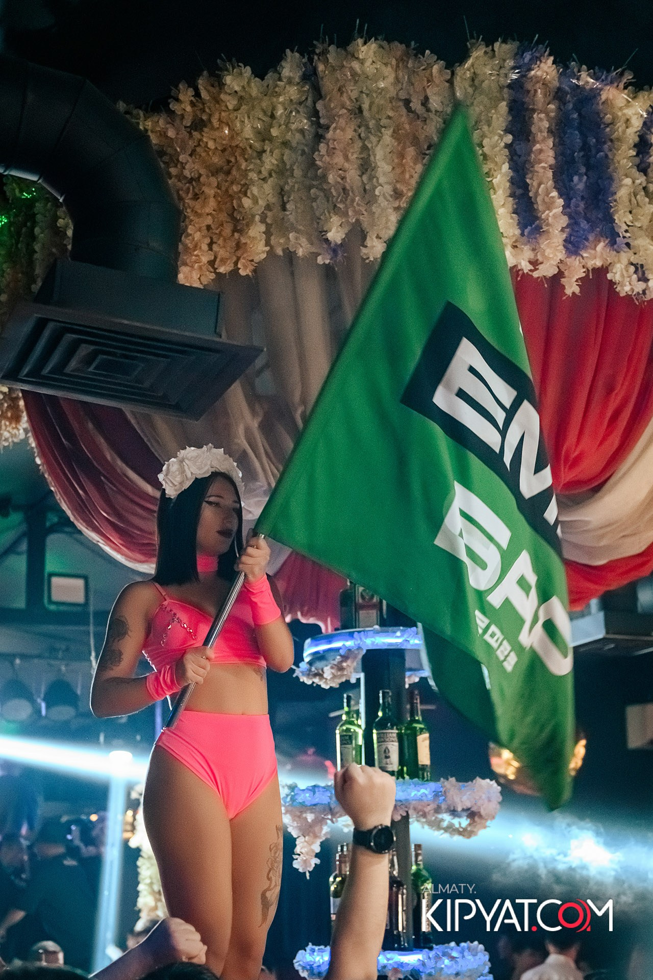 Uyat Emes Ваr. КИПЯТКОМ АЛМАТЫ! Фотосъемка мероприятий в Алматы