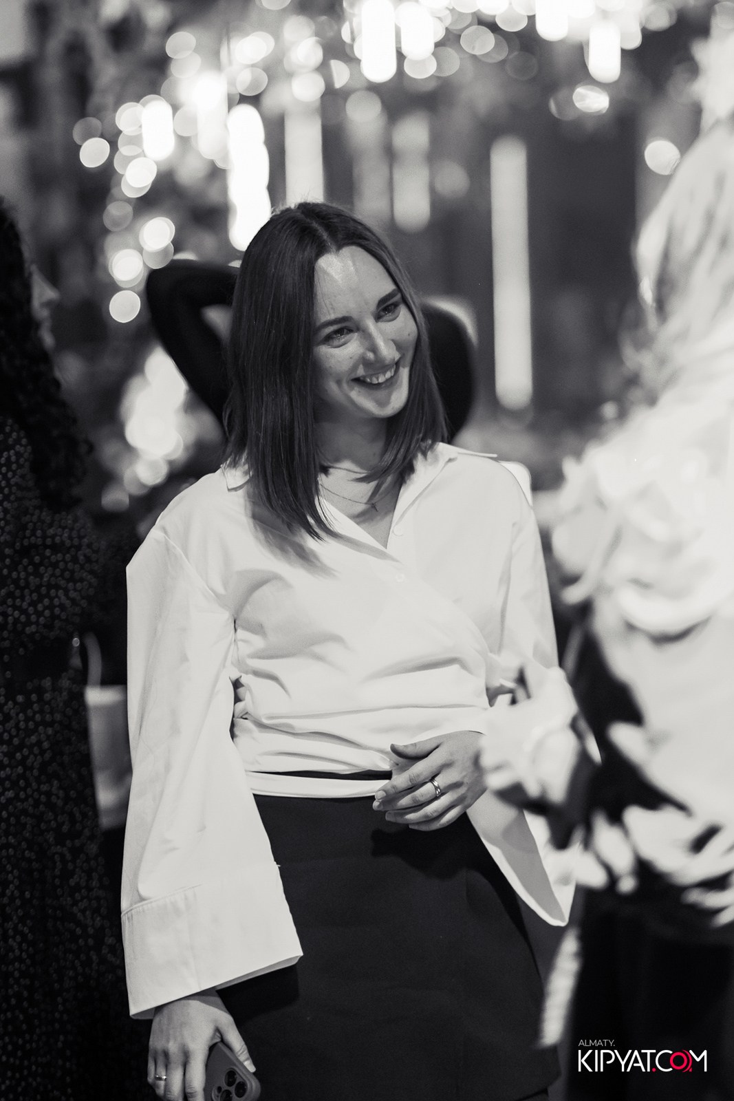 FRIENDS BAR & TERRACE. КИПЯТКОМ АЛМАТЫ!