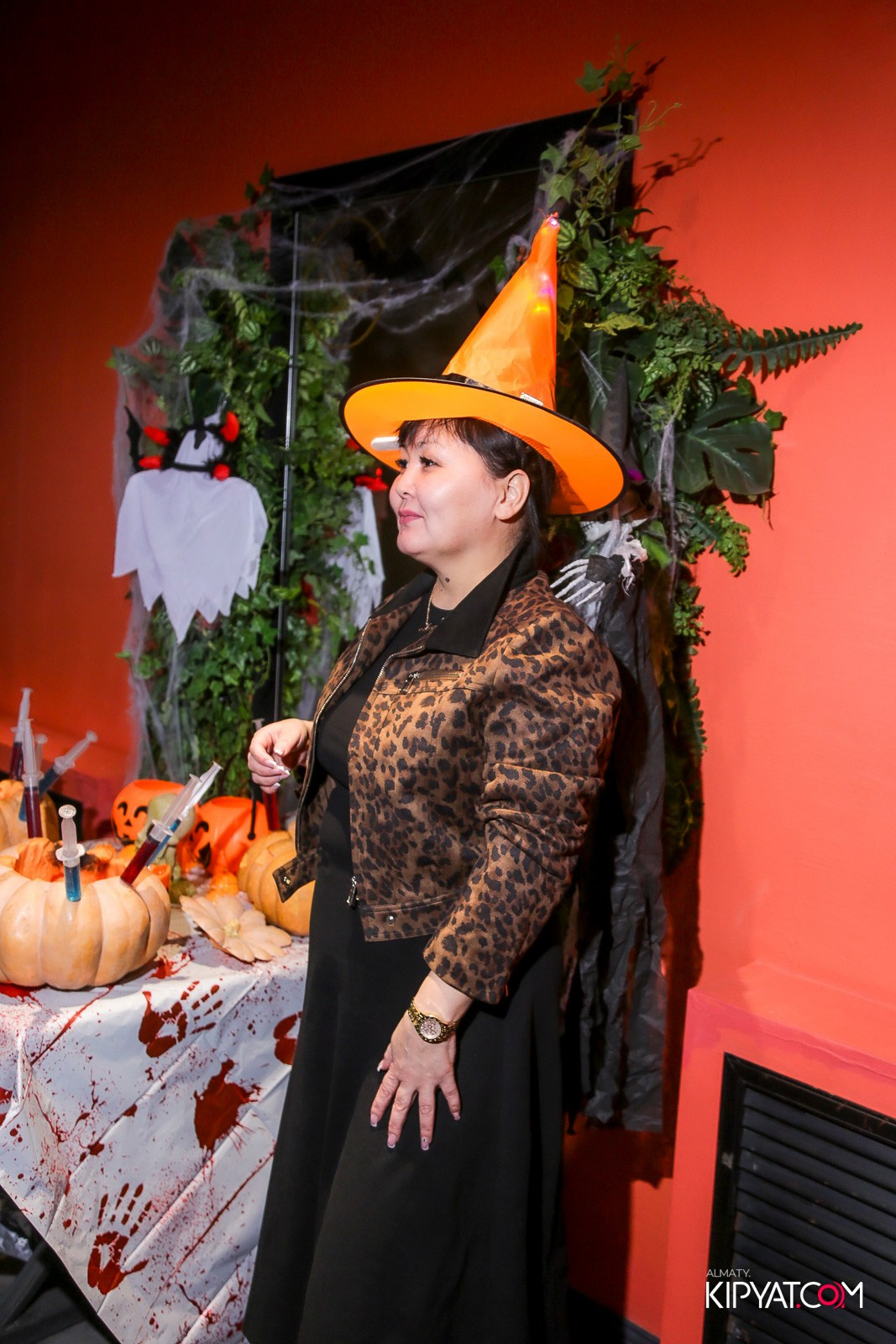 LIFE GRILL CAFE. КИПЯТКОМ АЛМАТЫ!