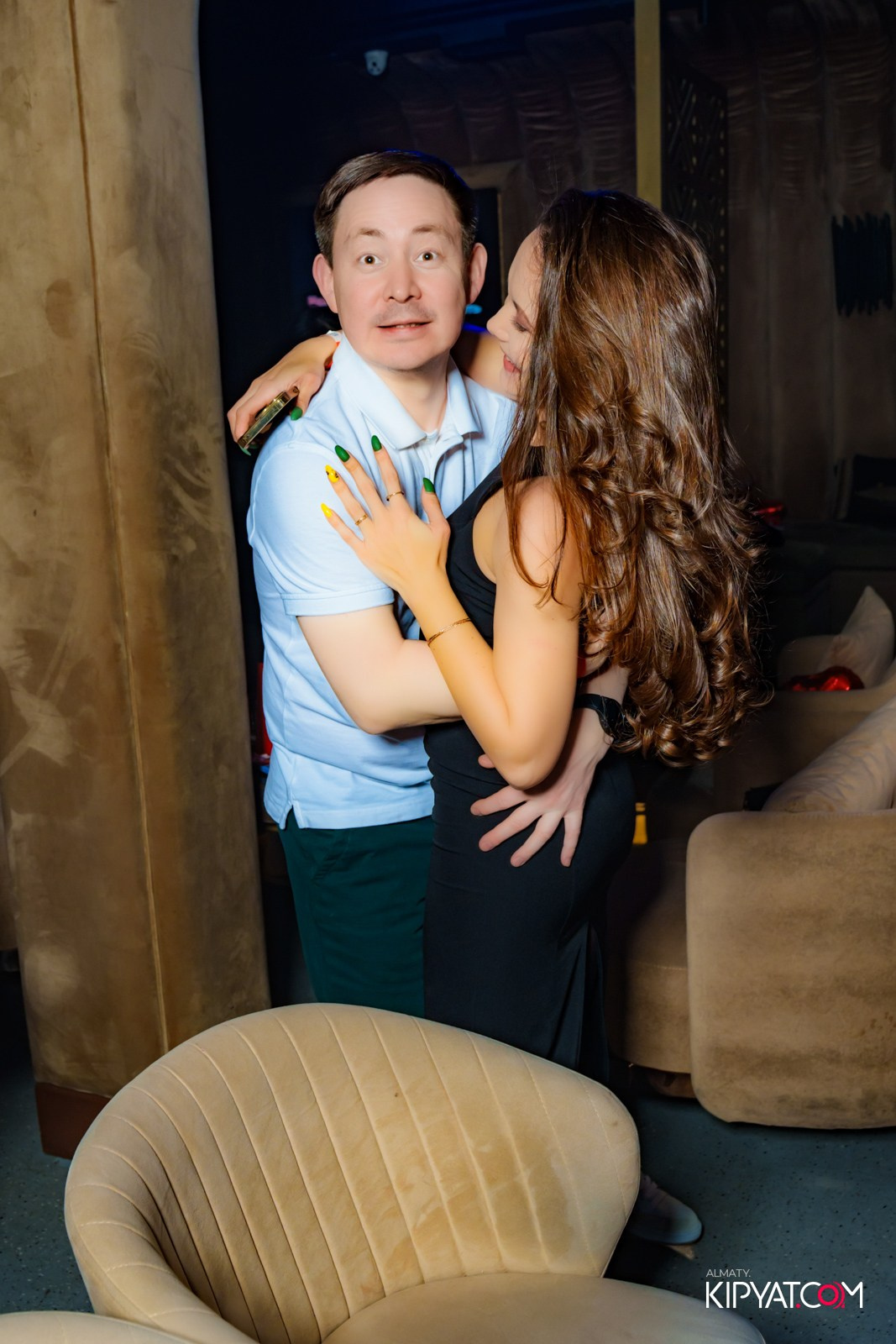 LAUREATE KARAOKE HALL. КИПЯТКОМ АЛМАТЫ!