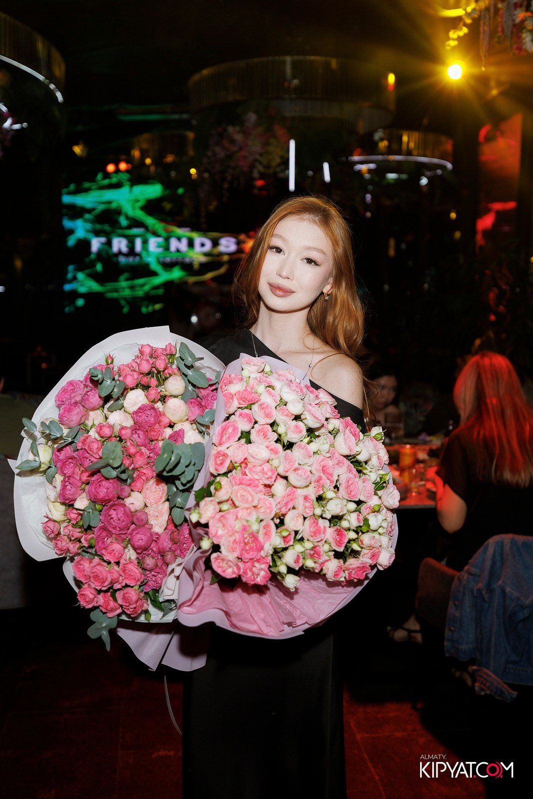 FRIENDS BAR & TERRACE. КИПЯТКОМ АЛМАТЫ! Фотосъемка мероприятий в Алматы