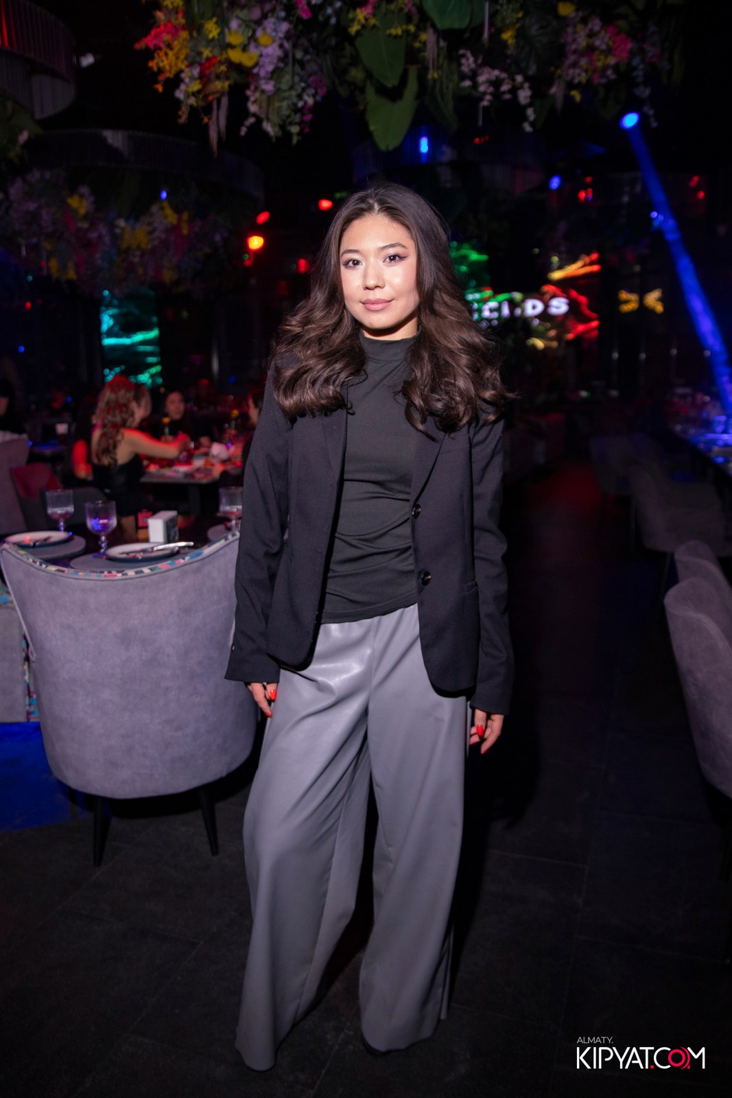 FRIENDS BAR & TERRACE. КИПЯТКОМ АЛМАТЫ! Фотосъемка мероприятий в Алматы