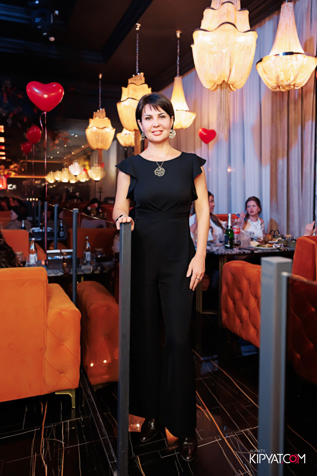 БАР ПАНАЕХАЛИ НА ДОСТЫК. КИПЯТКОМ АЛМАТЫ!