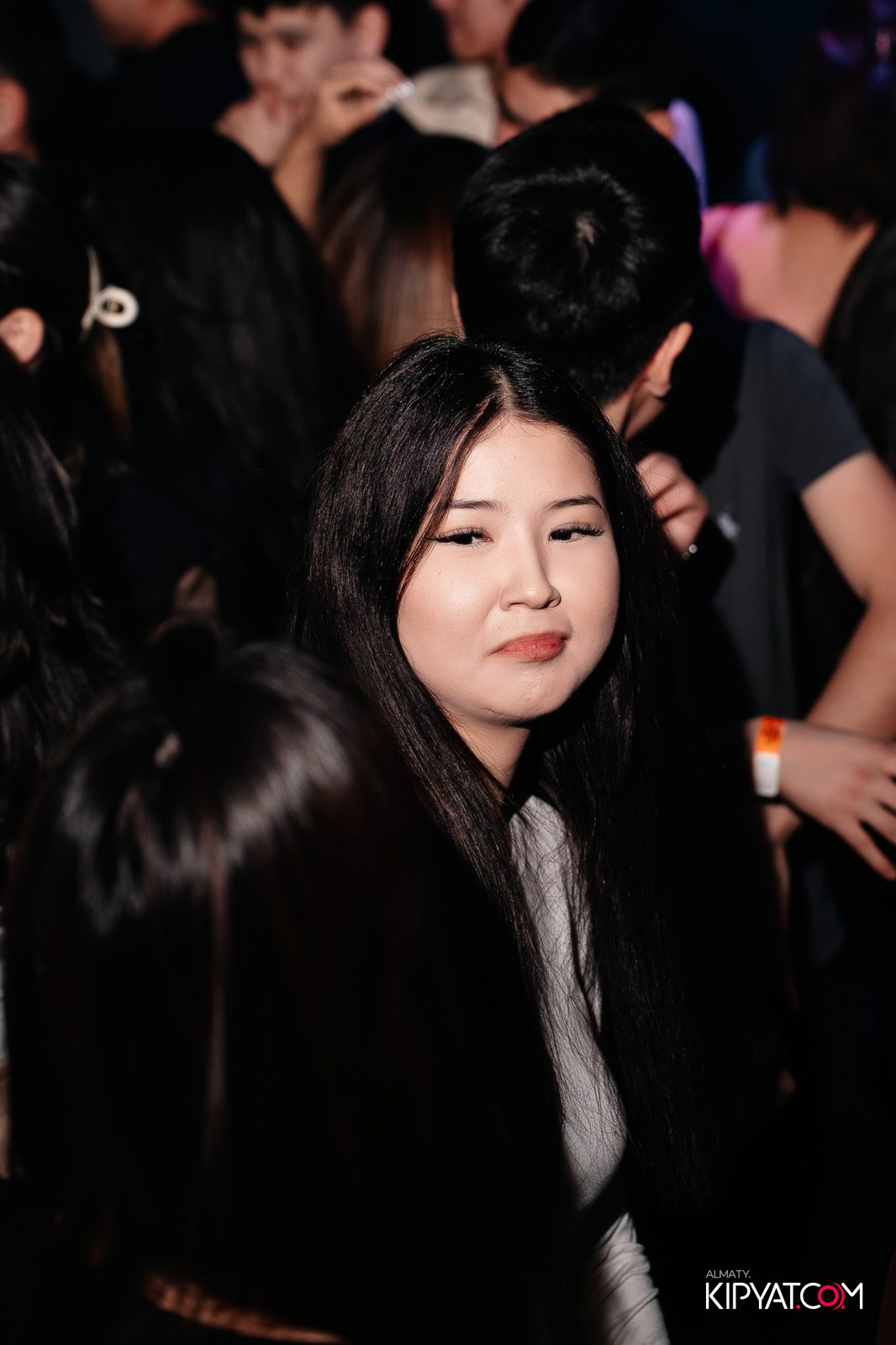 UYAT EMES BAR. КИПЯТКОМ АЛМАТЫ!