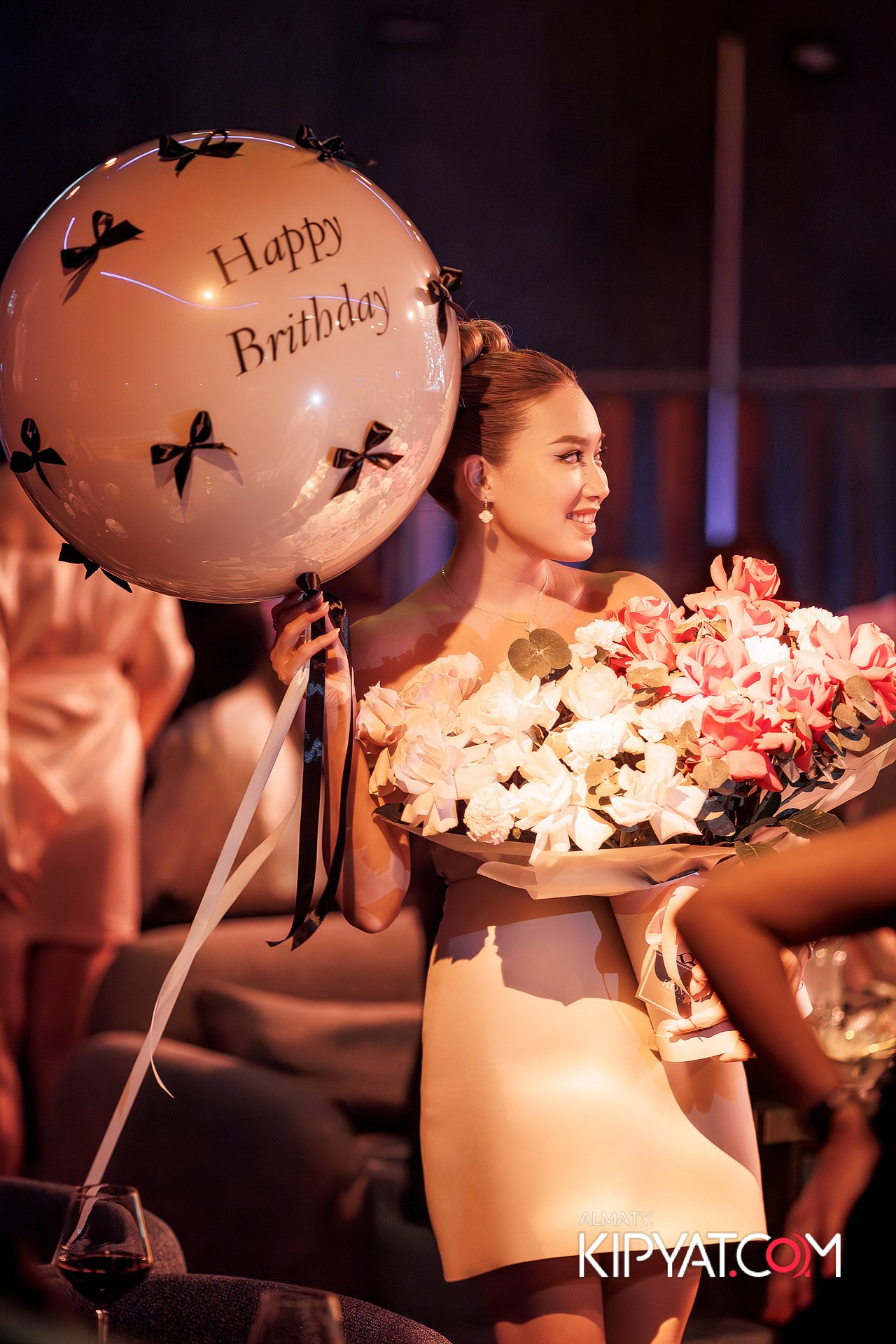 QUEEN. КИПЯТКОМ АЛМАТЫ!