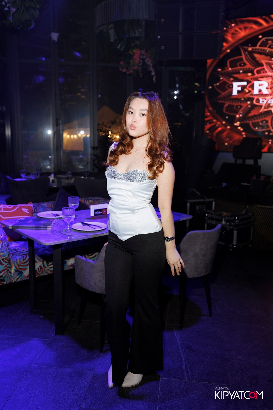 FRIENDS BAR & TERRACE. КИПЯТКОМ АЛМАТЫ! Фотосъемка мероприятий в Алматы