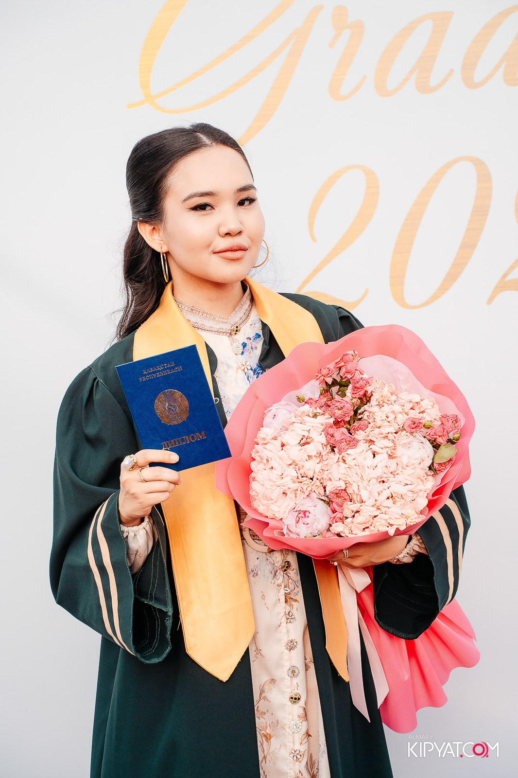 ВРУЧЕНИЕ ДИПЛОМОВ — НАРХОЗ КОЛЛЕДЖ. Part 2. КИПЯТКОМ АЛМАТЫ!