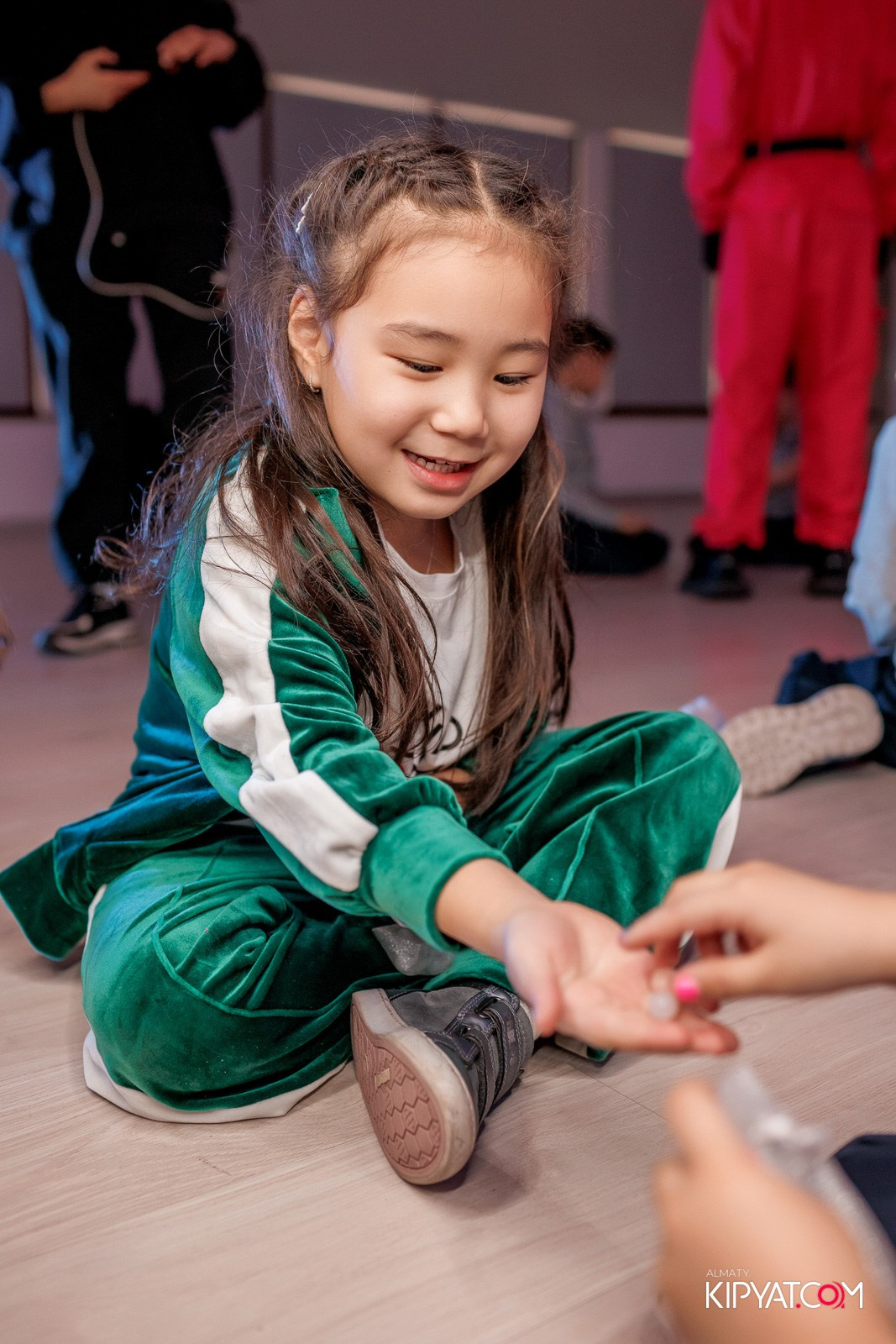 КВЕСТ-ШОУ ALAROVICH ИГРА В КАЛЬМАРА. КИПЯТКОМ АЛМАТЫ!