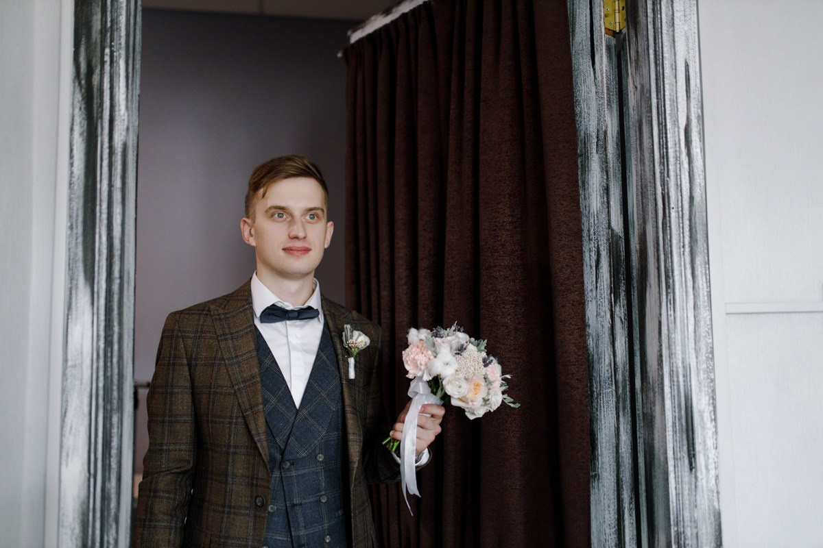 Свадебная фотосессия на Невском. Свадебный фотограф СПБ