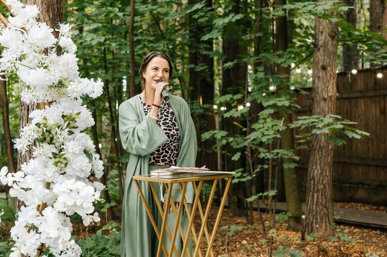 Ведущая Кэбш. Подрядчики и друзья сети свадебных площадок House for wedding