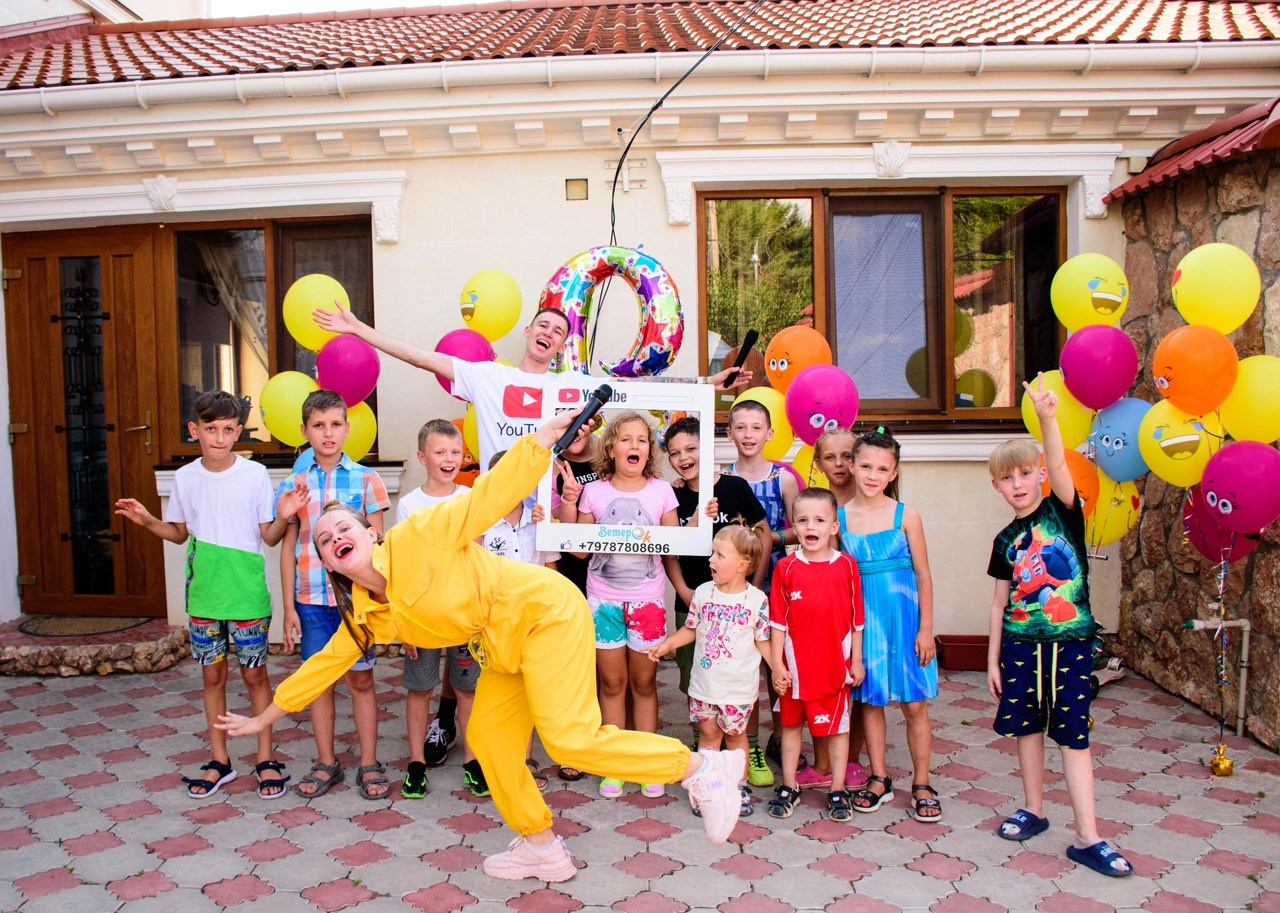 Специализируюсь на детских, семейных и свадебных фотосессиях в Севастополе