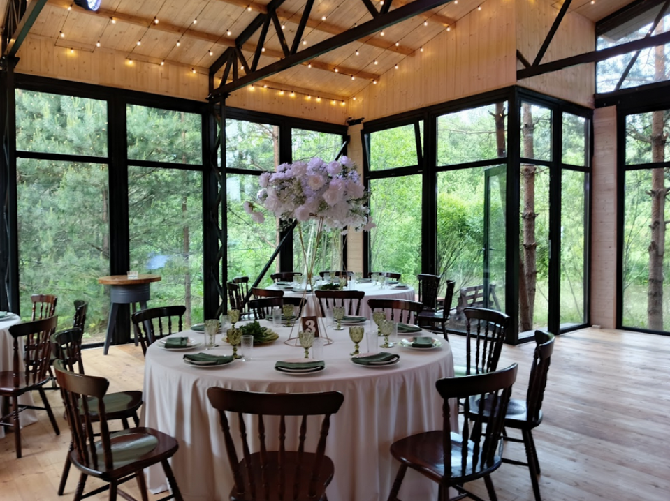 Площадка № 2-1. Свадебный организатор Москва