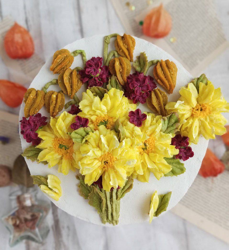 Работы учениц. Аникина Юлия / Кремовая флористика в корейской технике