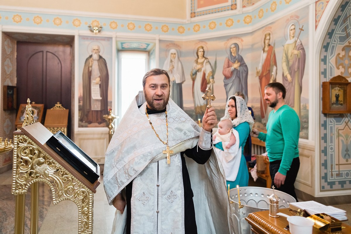 КРЕЩЕНИЕ ЕСЕНИИ И ВАСИЛИСЫ. Семейный фотограф новорождённых в Серпухове Юлия Новикова +79637785957