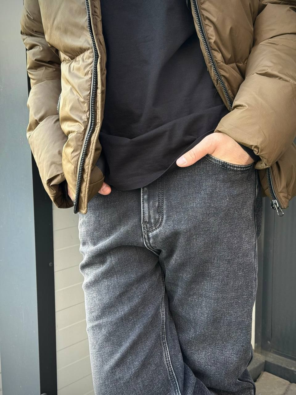 Акбер Ш. LUNAPRO Дом стильных, сборных и индивидуальных съемок для брендов