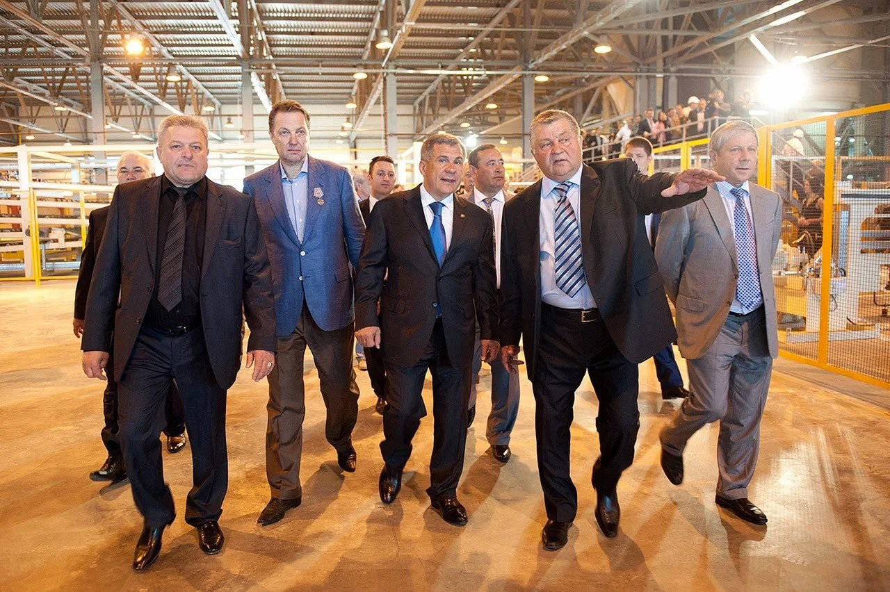 Открытие завода Аксолит. Фотограф Наиль Зоркий