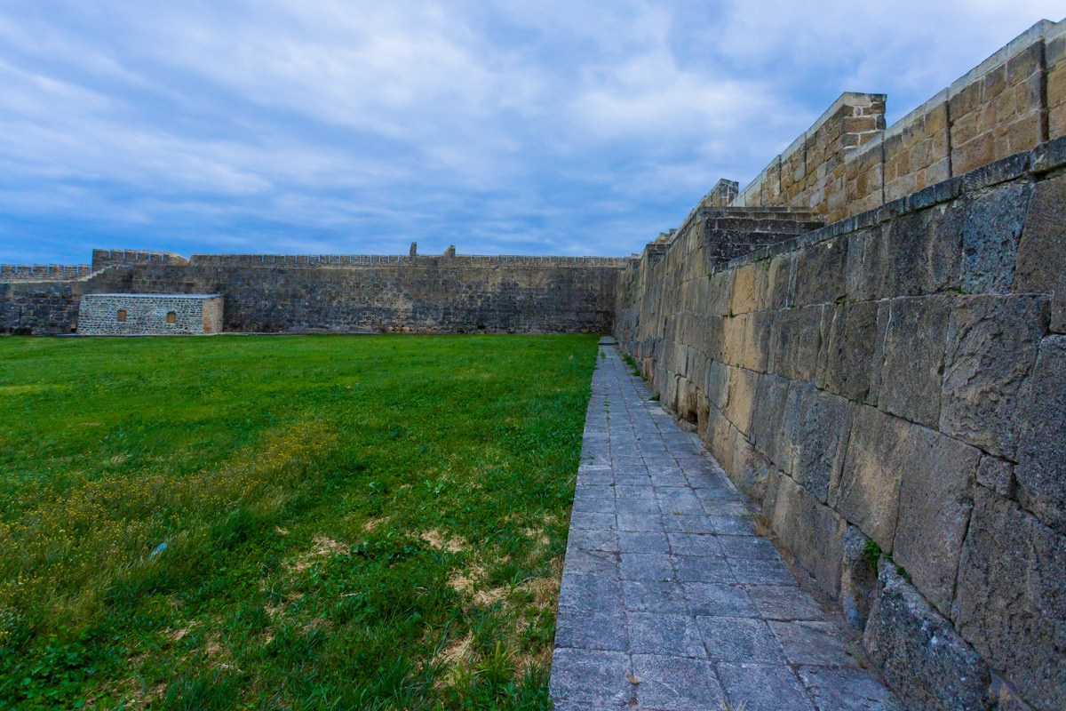 Крепость Нарын-Кала г. Дербент. Photomantis