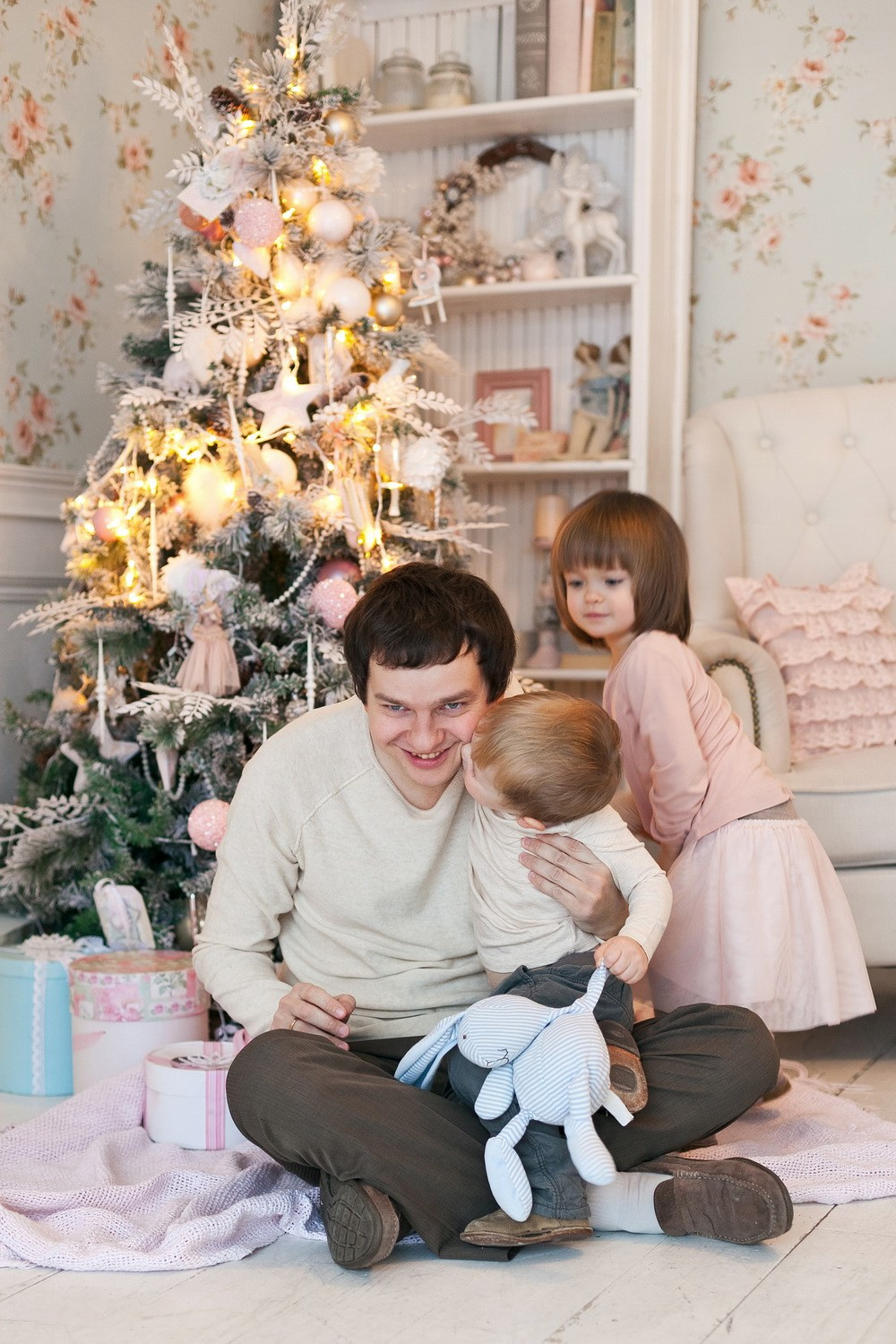 сайт семейного фотографа новогодние фото, Семейная новогодняя фотосессия спб, подарить фотосессию, праздник новый год подарок, детская фотосессия, семья как отметить праздник, подарок для семьи