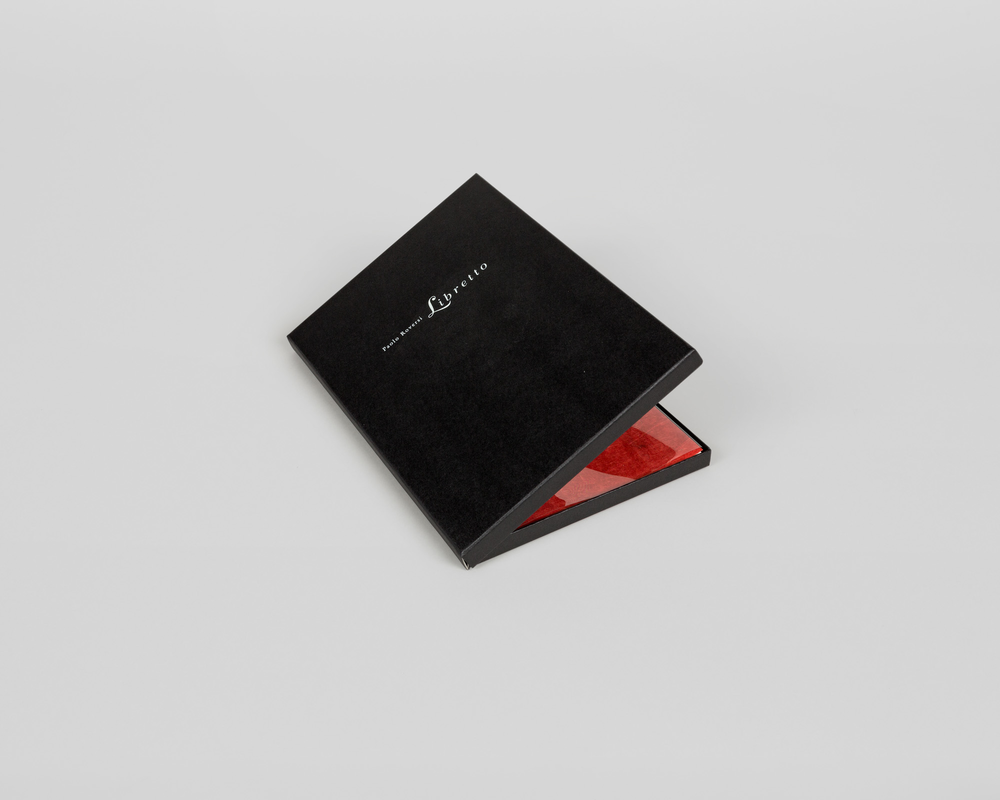 Фотокнижная библиотека Кати Селезнёвой. Фотограф и исследователь фотографии из Санкт-Петербурга Елизавета Веприцкая