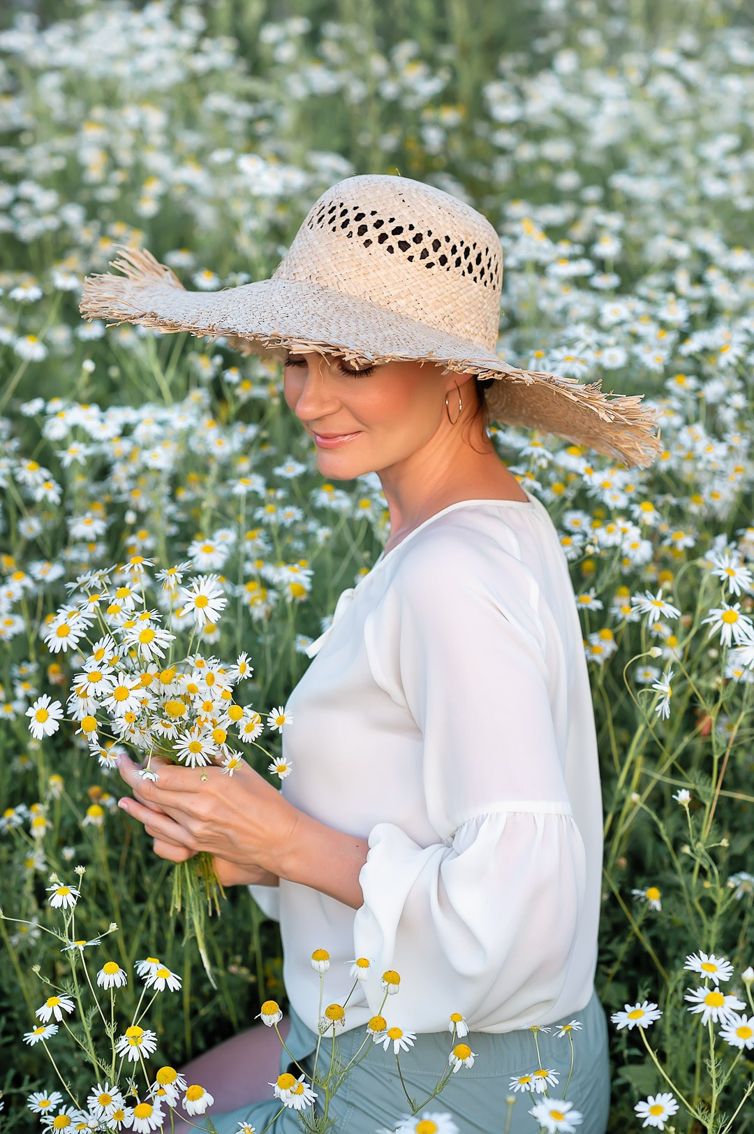 Фотосессия в ромашках. Фотосессии в Москве, женский и семейный фотограф Юлия Михайленко