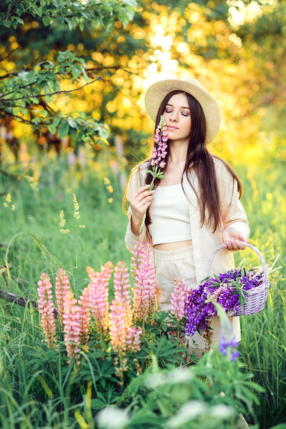 Фотосессия в люпинах. Фотосессии в Москве, женский и семейный фотограф Юлия Михайленко