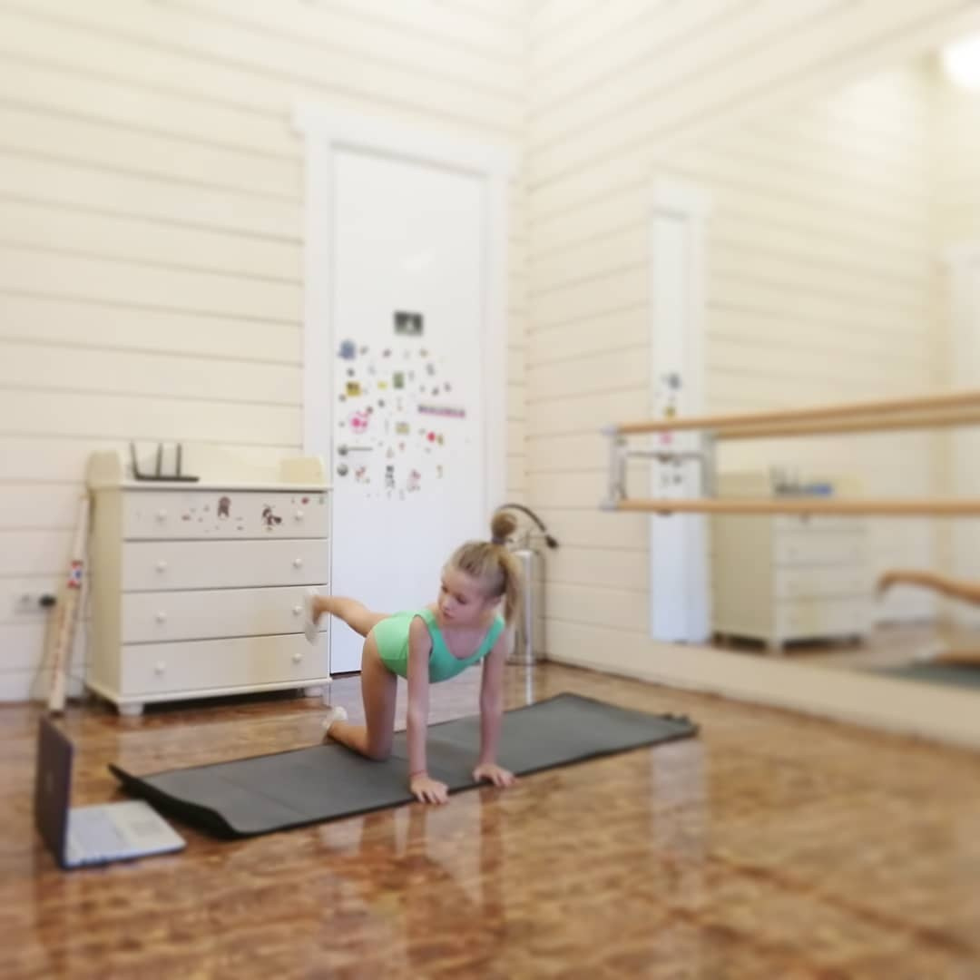 Anka`s Instagram. Заставка