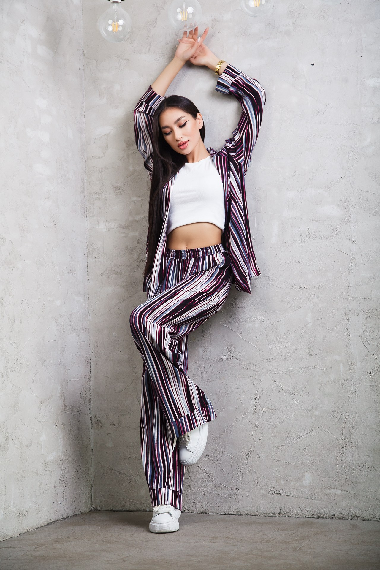 Реклама женской одежды. Натан Супервайзер по Продакшену