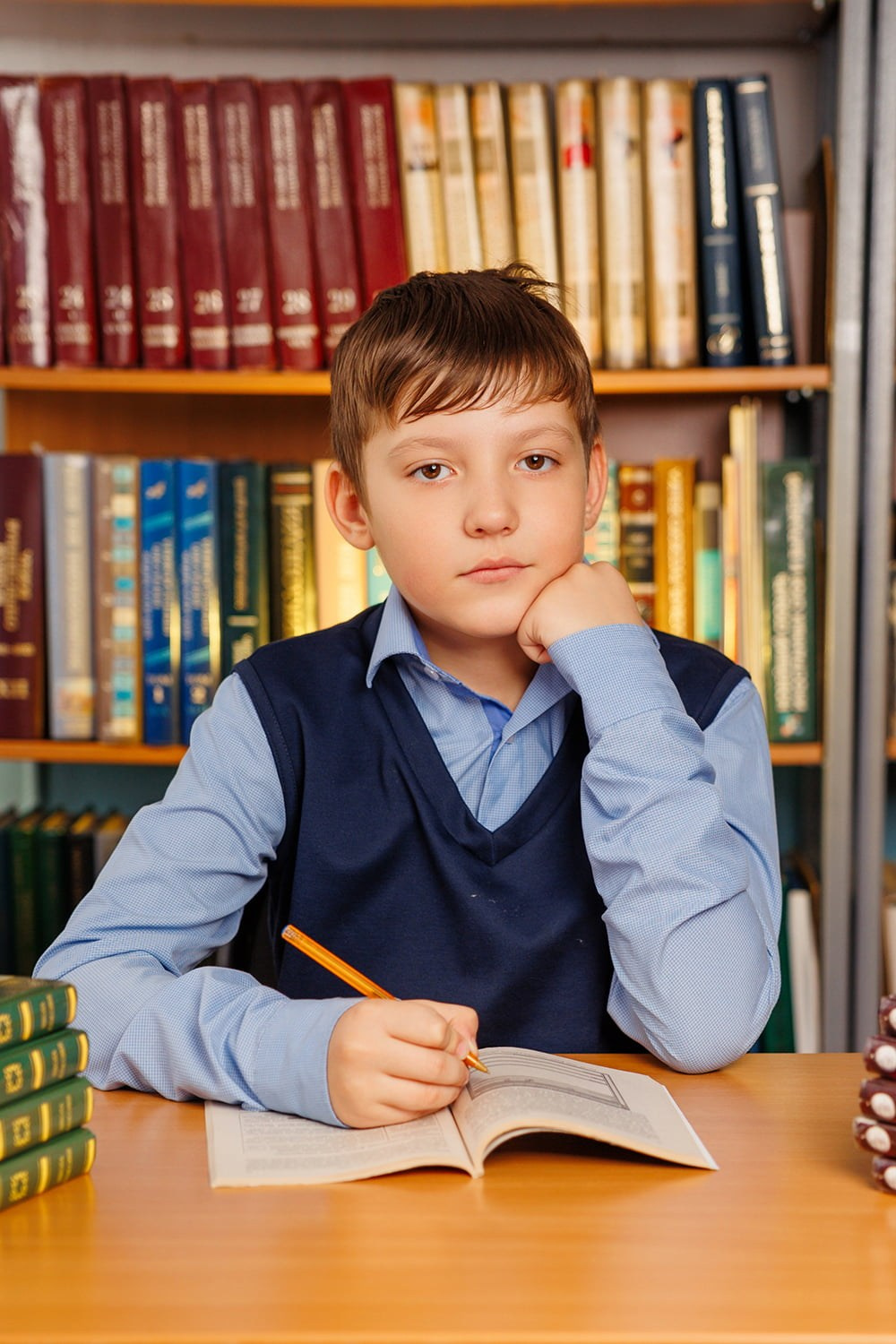 Выпускные альбомы для 4 класса Боготол. СИГМА | Студия выпускных альбомов Красноярск