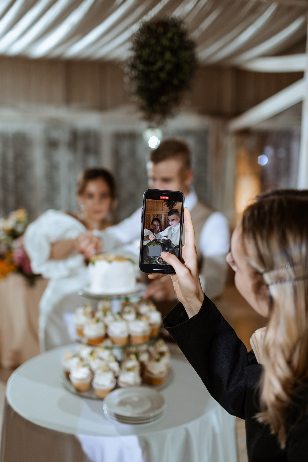 Молодая и энергичная свадебная фотосессия в Ярославле. Свадебный фотограф Ярославль Дмитрий Васячкин