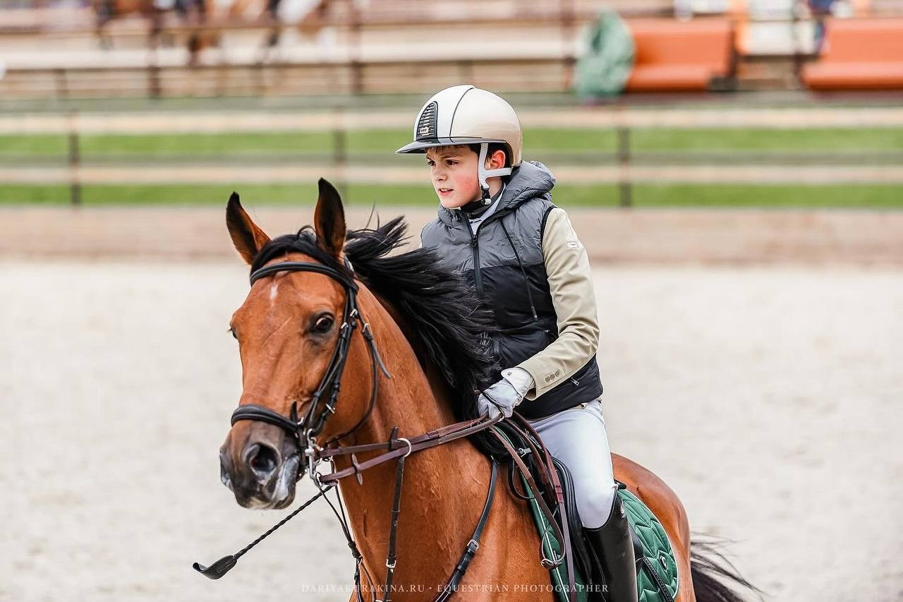 Открытый Кубок КСК «Дивный» по конкуру. Конный фотограф Куракина Дарья • Фотосессии с лошадьми