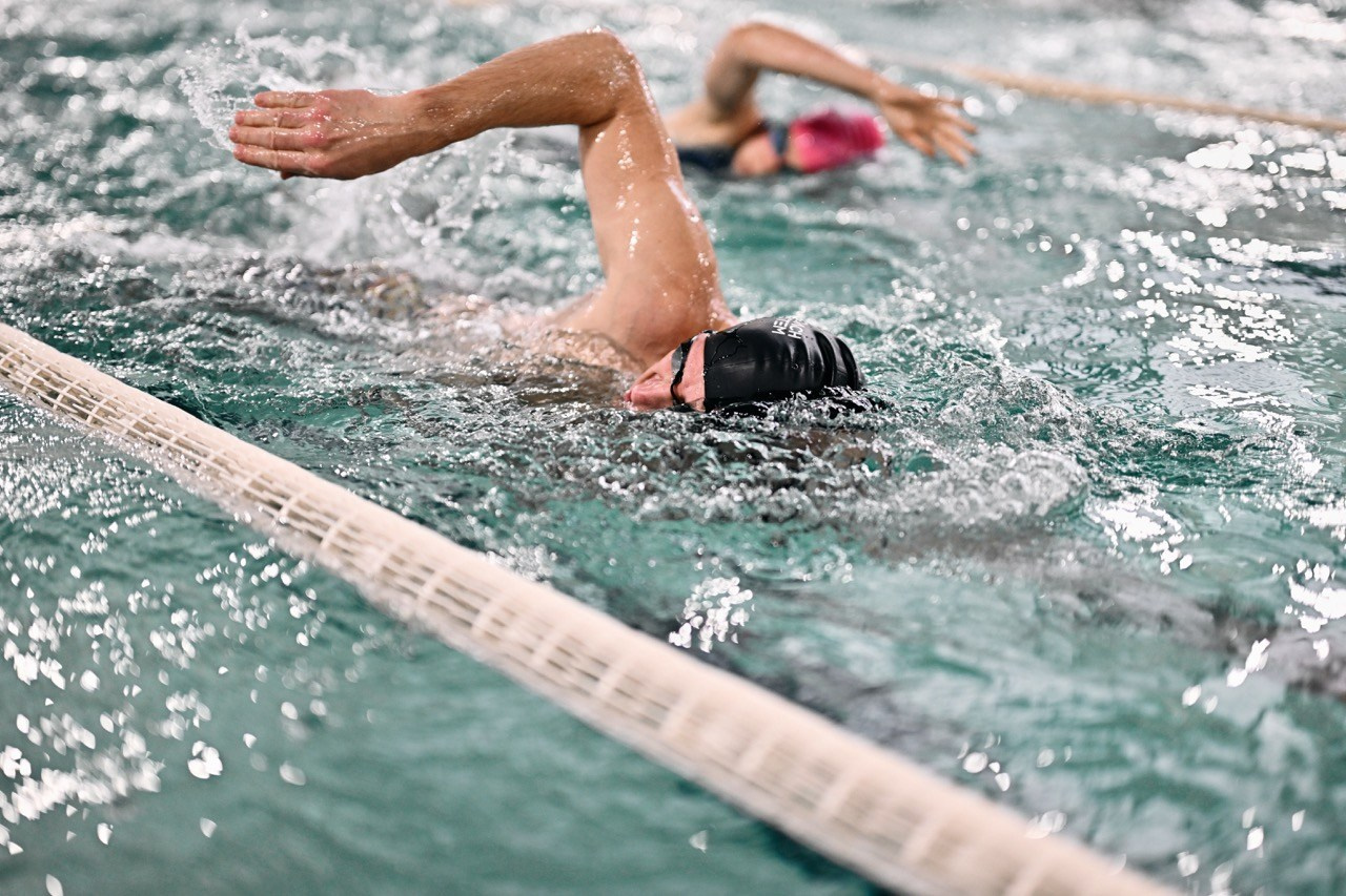 foto-sorevnovanij-po-plavaniyu-2023-artem-suchkov 3