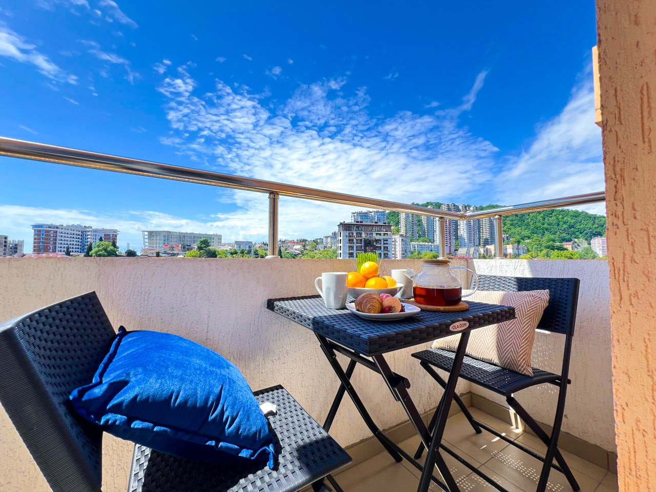 Шикарная квартира в центральном Сочи, рядом с морем!. Квартиры посуточно, длительно в Сочи, LARA APART GROUP