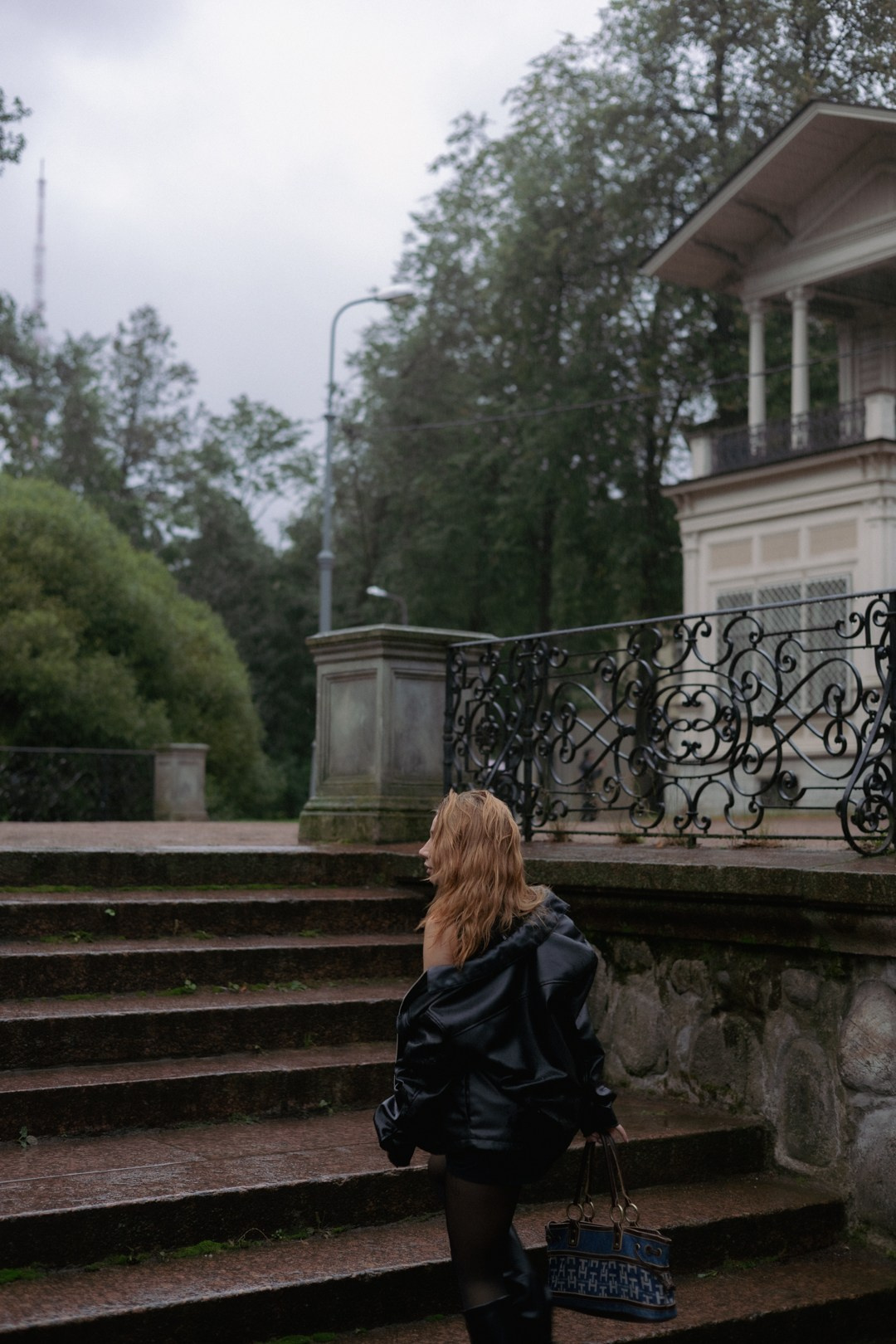 Street Anastasia. Юлия Астра: Фотограф в Санкт-Петербурге. Снимаю женские портреты, уличные съёмки в Петербурге и людей с их собаками
