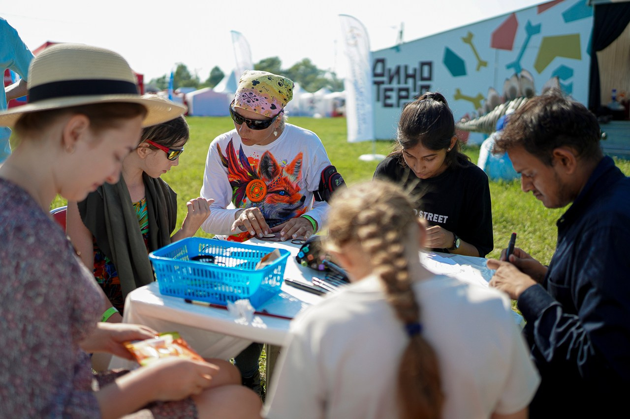 Динотерра 2024. #фотокаквкино | Фотографирую людей