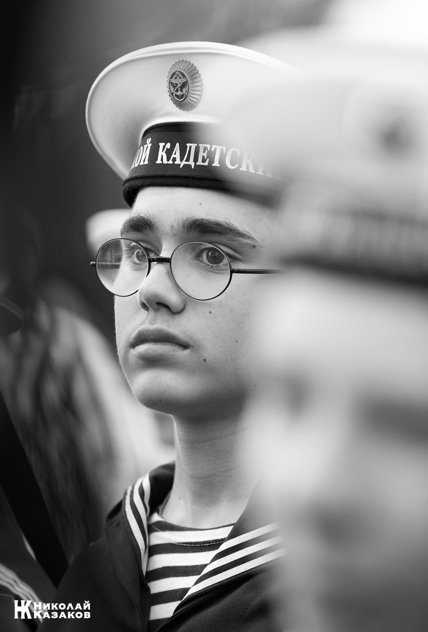 Черно-белый портрет воспитанника Кронштадского морского кадетского военного корпуса.