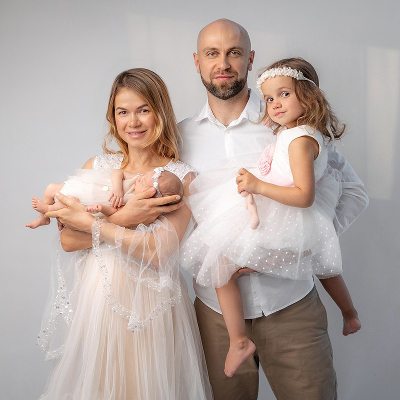 Кадры с родителями. Фотограф новорожденных, семейный фотограф в Санкт-Петербурге