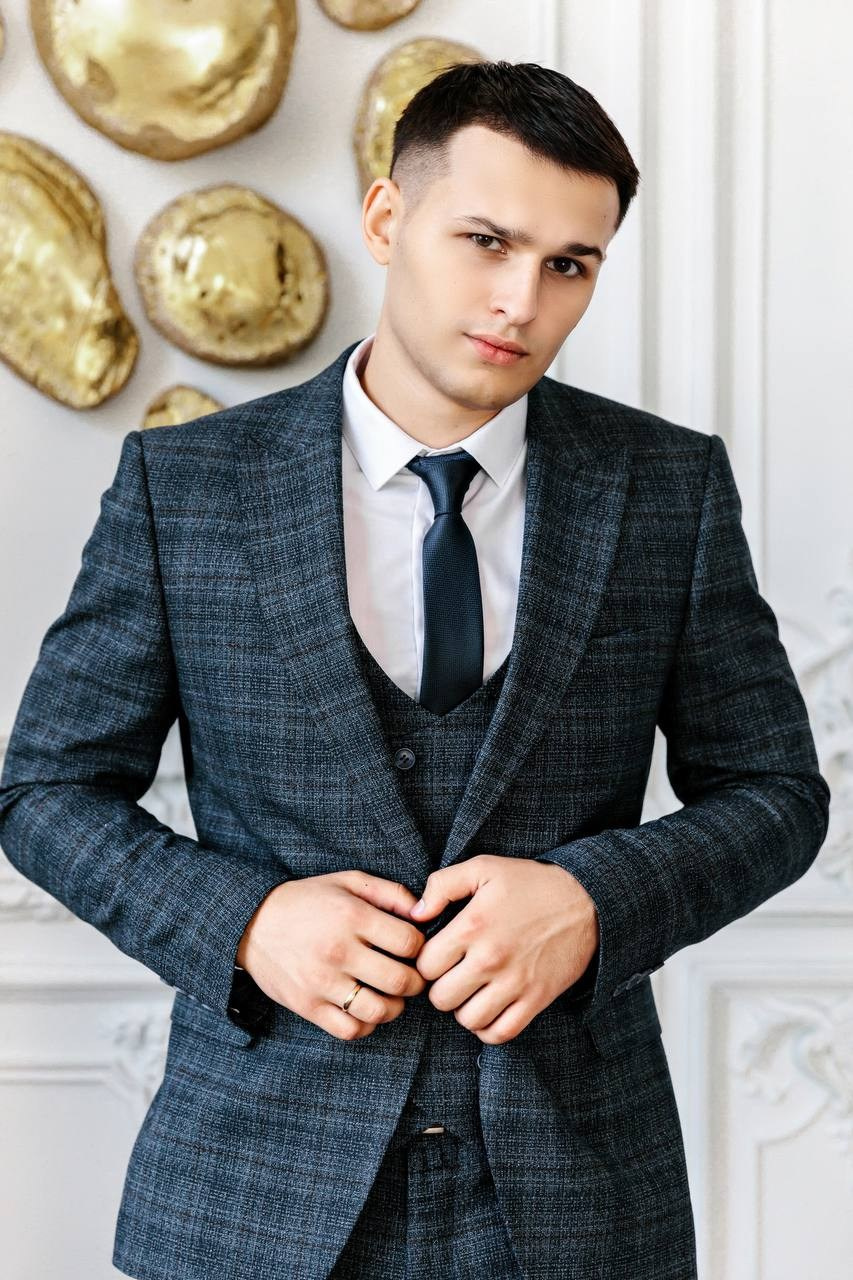 Ведущий Мельник дум. Подрядчики и друзья сети свадебных площадок House for wedding